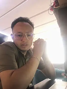 RaizorGTR webcam show