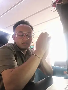 RaizorGTR webcam show