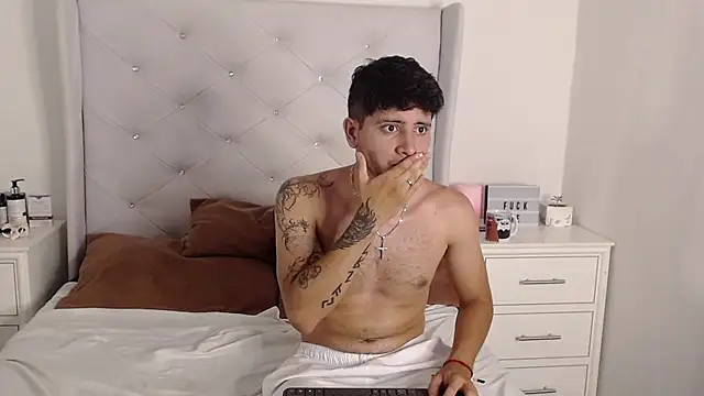 Show de webcam de Alex_and_mia06