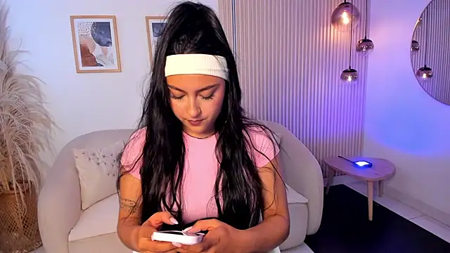 Czat XXX na żywo – Bella_rochee
