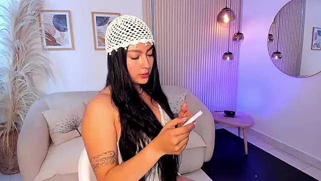 Bella_rochee's Live XXX Chat