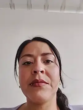 Chat XXX en directo de LUNAGREEN_1