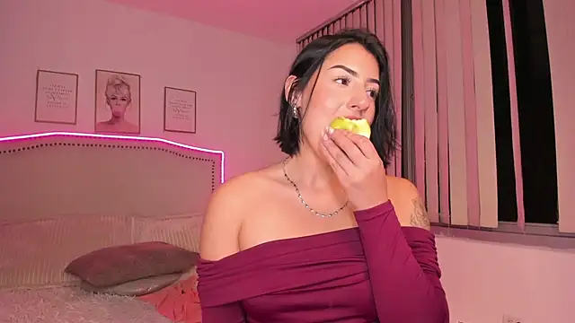 Chat XXX en directo de Isabella_ev