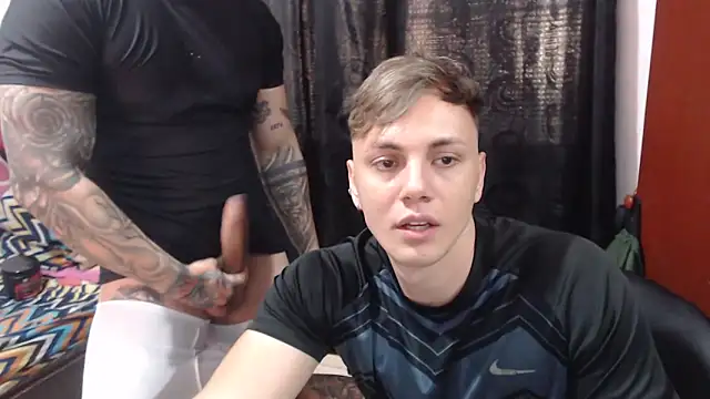 kike_energy Pertunjukan Webcam