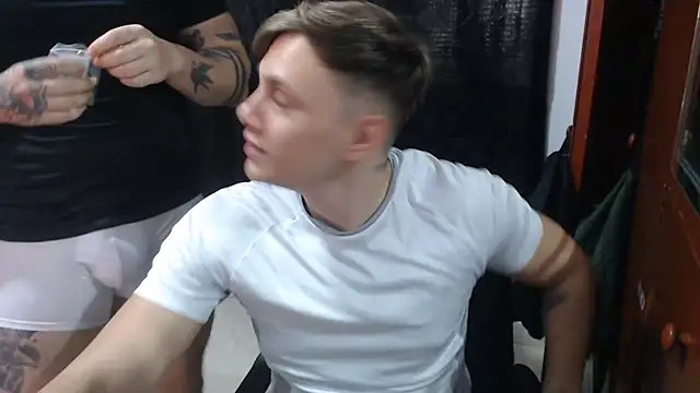 kike_energy Pertunjukan Webcam