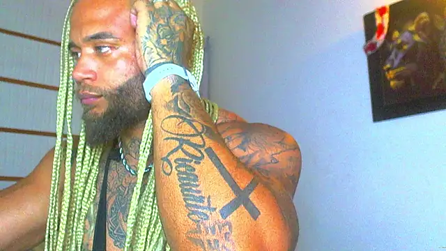 ragnar0825's Webcam Show