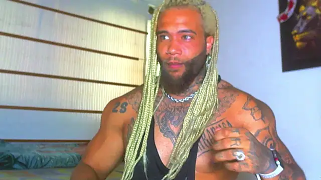 ragnar0825 webcam show