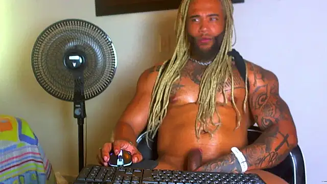 ragnar0825 – webcam-show