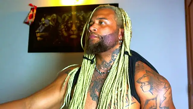 ragnar0825 webcam show