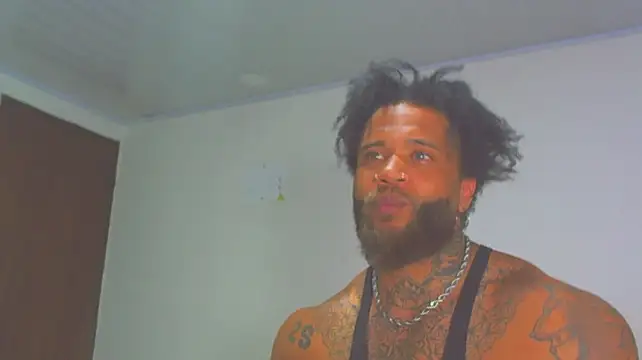 ragnar0825's Webcam Show