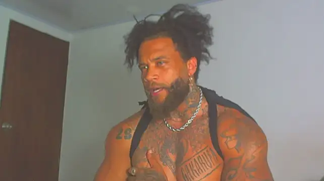 ragnar0825's Webcam Show