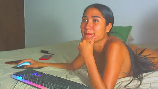 ragnar0825's Webcam Show