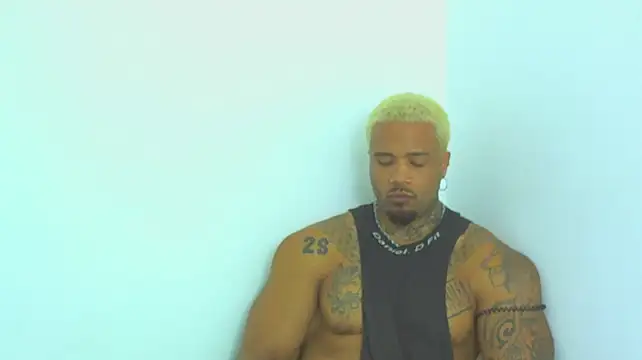 ragnar0825 Show in webcam