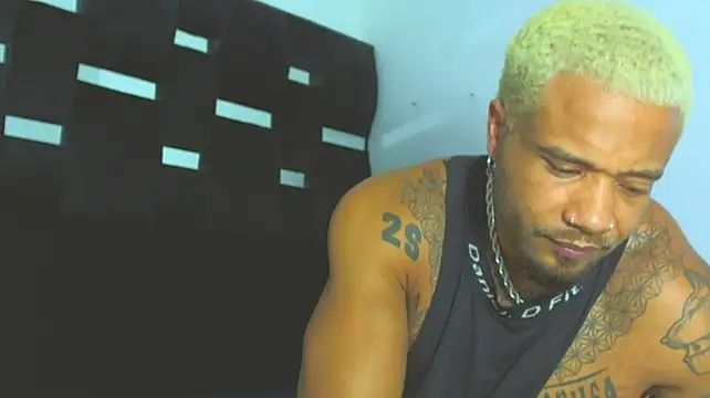 ragnar0825 ওয়েবক্যাম শো