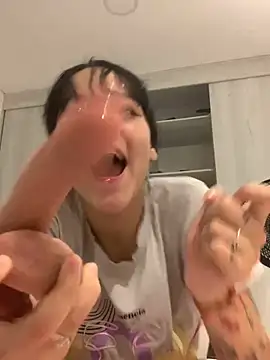 ruemi_rose Шоу с уебкамера