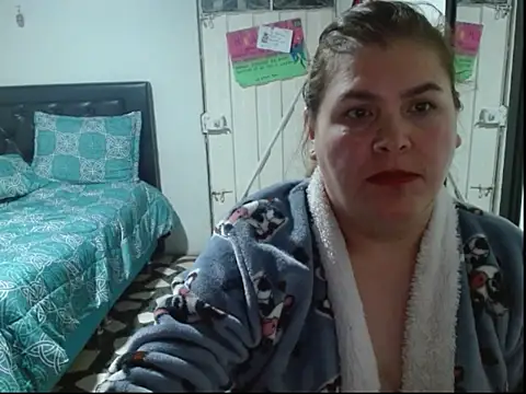 Pao_vi's Live XXX Chat