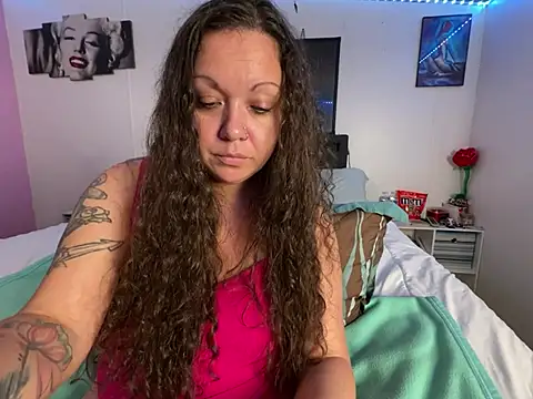 Yummy_Honeypot777 webcam show