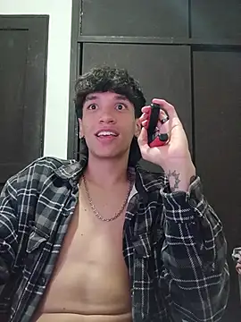 H3ll_B0Y_'s Webcam Show