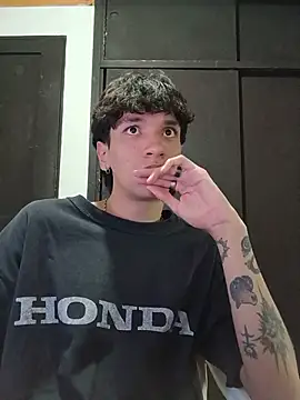 H3ll_B0Y_ Webcam-Show