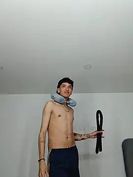 H3ll_B0Y_n Webbikameraesitys