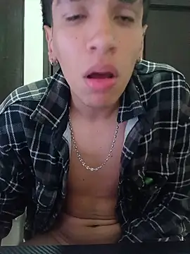 H3ll_B0Y_ Webcam-Show