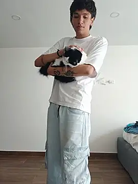 H3ll_B0Y_ Show in webcam