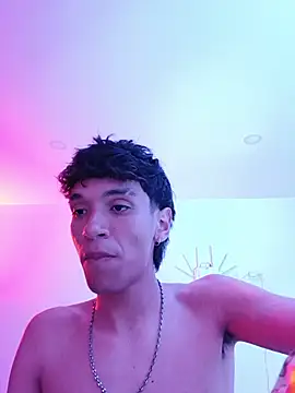 Chat XXX ao vivo de H3ll_B0Y_