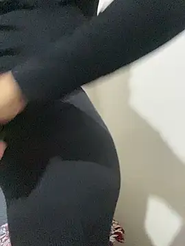 Czat XXX na żywo – -LONA-