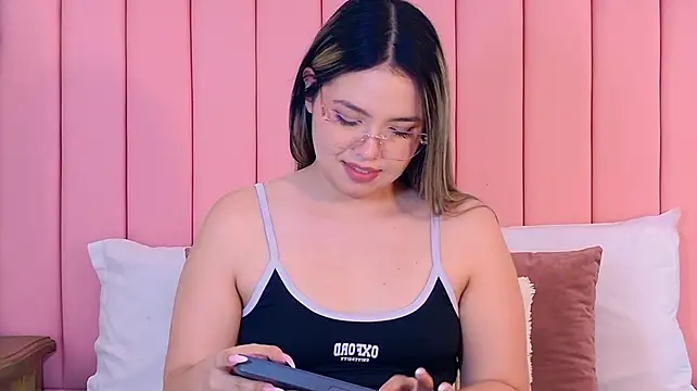 Chat XXX ao vivo de AngelRoussy