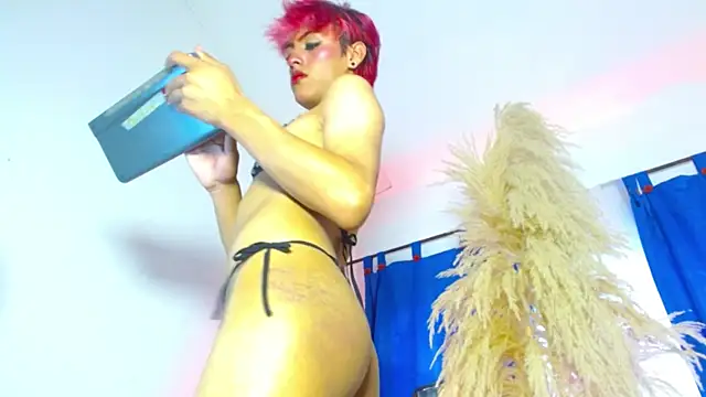 Show Webcam de kaia_finn