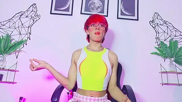 Show modela kaia_finn na web-kameri