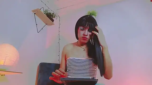 Pertunjukan Kamera Web kaia_finn