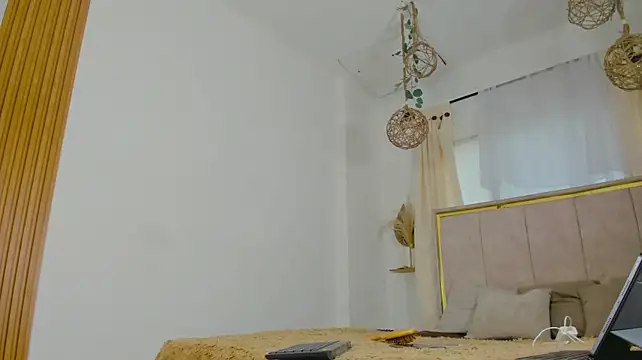 kaia_finn Adlı Modelin Web Kamerası Şovu