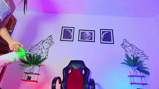 kaia_finn's Webcam Show