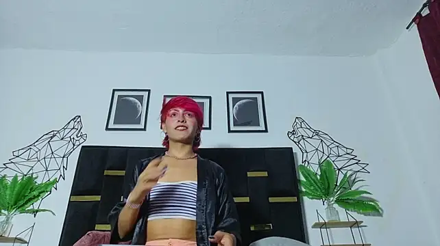 kaia_finn Adlı Modelin Web Kamerası Şovu