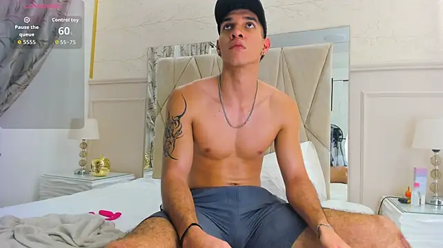 Adrien_Monteiro Show Webcam