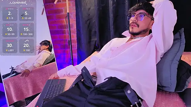Zayn_Bellmont Webcam Show