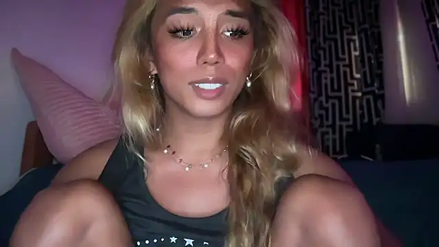 Islamorena143 Show Webcam