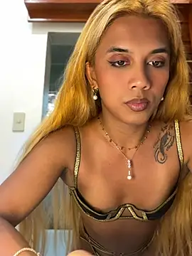 Show de Islamorena143 na webcam
