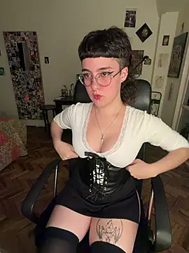 Chat XXX en directo de infernaldeity