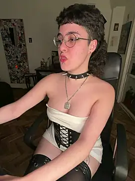 infernaldeity Live XXX Chat
