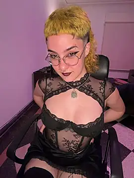 Webkamerová show infernaldeity