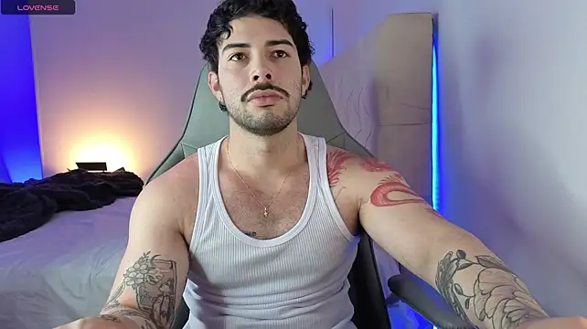 Webkamerová show zyann__