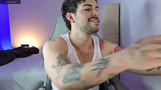 Webkamerová show zyann__