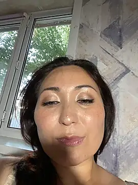 Aisha90x Chat XXX live
