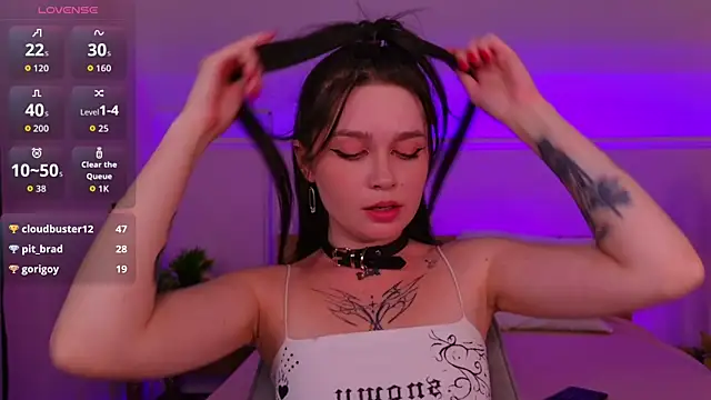 Sn0wyqueen's Webcam Show