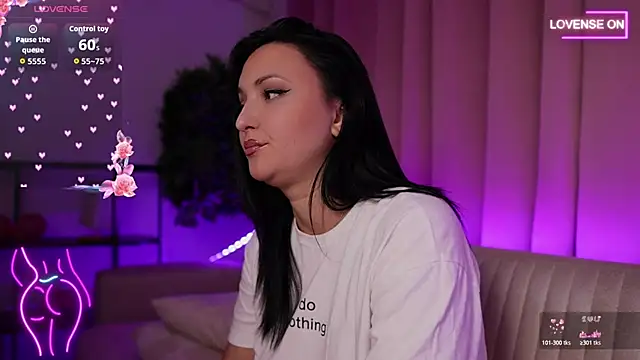 BeverlyBoobs' Live XXX Chat