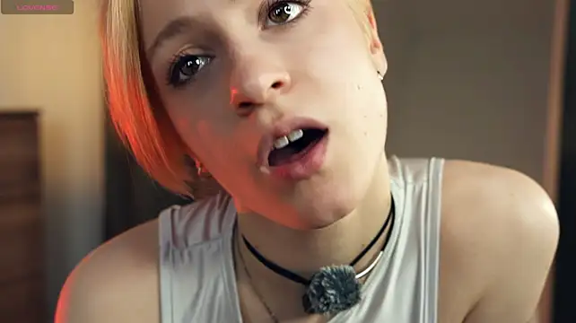 JanettePerroのライブXXXチャット