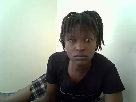 Pettite_ainah's Live XXX Chat