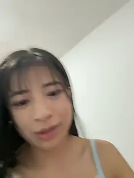 Chat XXX en directo de yiyiya520